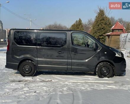 Черный Рено Трафик, объемом двигателя 1.6 л и пробегом 237 тыс. км за 14999 $, фото 10 на Automoto.ua