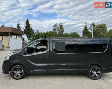 Черный Рено Трафик, объемом двигателя 1.6 л и пробегом 272 тыс. км за 11500 $, фото 2 на Automoto.ua