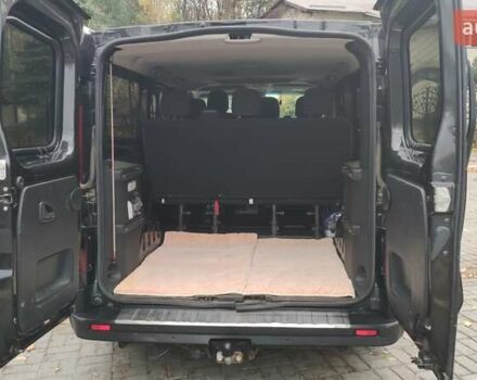 Чорний Рено Трафік, об'ємом двигуна 1.6 л та пробігом 190 тис. км за 15650 $, фото 90 на Automoto.ua