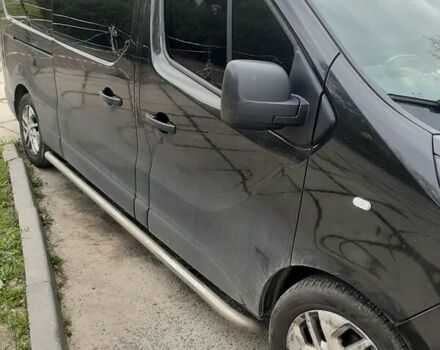 Чорний Рено Трафік, об'ємом двигуна 1.6 л та пробігом 185 тис. км за 16190 $, фото 5 на Automoto.ua