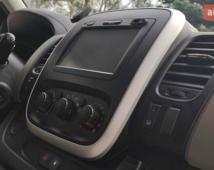 Чорний Рено Трафік, об'ємом двигуна 1.6 л та пробігом 190 тис. км за 15650 $, фото 80 на Automoto.ua