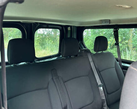 Чорний Рено Трафік, об'ємом двигуна 1.6 л та пробігом 313 тис. км за 15200 $, фото 33 на Automoto.ua