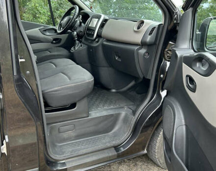 Чорний Рено Трафік, об'ємом двигуна 1.6 л та пробігом 313 тис. км за 15200 $, фото 16 на Automoto.ua