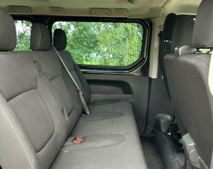 Чорний Рено Трафік, об'ємом двигуна 1.6 л та пробігом 313 тис. км за 15200 $, фото 32 на Automoto.ua