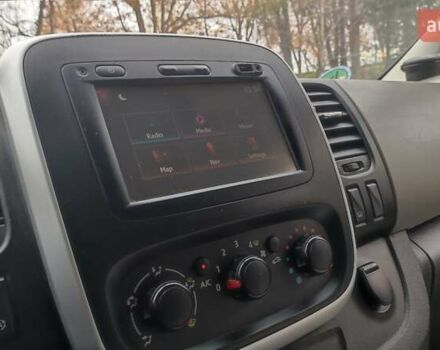 Чорний Рено Трафік, об'ємом двигуна 1.6 л та пробігом 190 тис. км за 15650 $, фото 93 на Automoto.ua