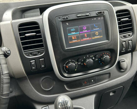 Чорний Рено Трафік, об'ємом двигуна 1.6 л та пробігом 313 тис. км за 15200 $, фото 26 на Automoto.ua