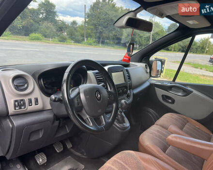Черный Рено Трафик, объемом двигателя 1.6 л и пробегом 280 тыс. км за 14600 $, фото 15 на Automoto.ua