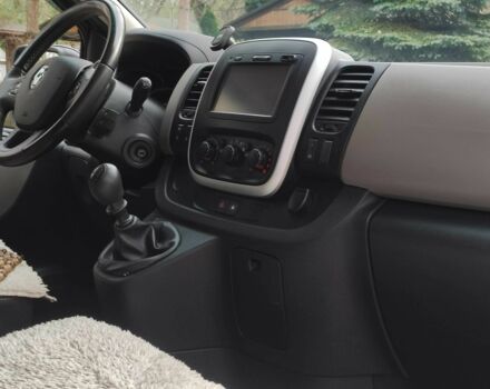 Рено Трафік 2015 у Дрогобичі на Automoto.ua Чорний Рено Трафік, об'ємом двигуна 1.6 л та пробігом 190 тис. км за 15650 $, фото 23 на Automoto.ua