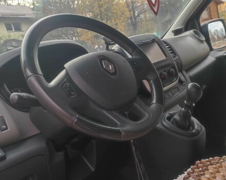 Рено Трафік 2015 у Дрогобичі на Automoto.ua Чорний Рено Трафік, об'ємом двигуна 1.6 л та пробігом 190 тис. км за 15650 $, фото 20 на Automoto.ua
