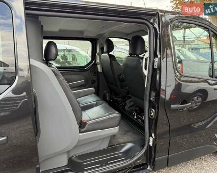 Черный Рено Трафик, объемом двигателя 1.6 л и пробегом 219 тыс. км за 19500 $, фото 55 на Automoto.ua