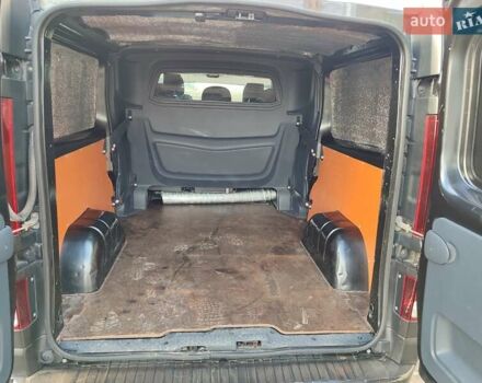 Чорний Рено Трафік, об'ємом двигуна 1.6 л та пробігом 350 тис. км за 17000 $, фото 2 на Automoto.ua
