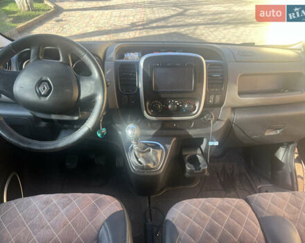 Чорний Рено Трафік, об'ємом двигуна 1.6 л та пробігом 231 тис. км за 15200 $, фото 18 на Automoto.ua
