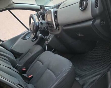 Черный Рено Трафик, объемом двигателя 1.6 л и пробегом 241 тыс. км за 13700 $, фото 14 на Automoto.ua