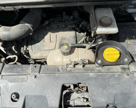 Черный Рено Трафик, объемом двигателя 1.6 л и пробегом 303 тыс. км за 14999 $, фото 49 на Automoto.ua