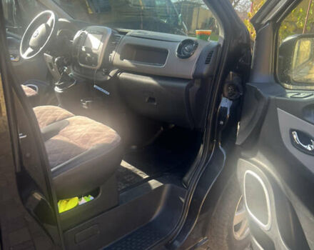 Чорний Рено Трафік, об'ємом двигуна 1.6 л та пробігом 231 тис. км за 15200 $, фото 22 на Automoto.ua