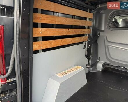 Черный Рено Трафик, объемом двигателя 1.6 л и пробегом 219 тыс. км за 19500 $, фото 62 на Automoto.ua