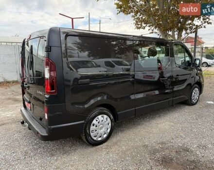 Черный Рено Трафик, объемом двигателя 1.6 л и пробегом 219 тыс. км за 19500 $, фото 7 на Automoto.ua