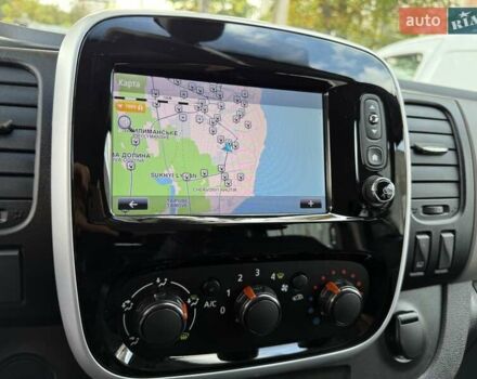 Черный Рено Трафик, объемом двигателя 1.6 л и пробегом 219 тыс. км за 19500 $, фото 31 на Automoto.ua