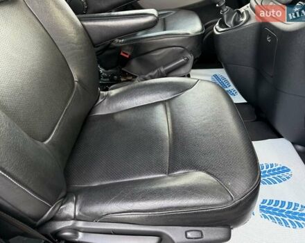 Черный Рено Трафик, объемом двигателя 1.6 л и пробегом 219 тыс. км за 19500 $, фото 48 на Automoto.ua