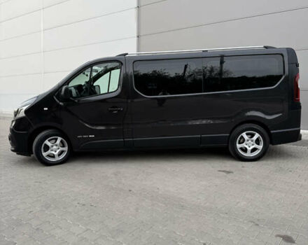 Черный Рено Трафик, объемом двигателя 1.6 л и пробегом 303 тыс. км за 14999 $, фото 24 на Automoto.ua