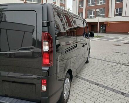 Черный Рено Трафик, объемом двигателя 1.6 л и пробегом 287 тыс. км за 13000 $, фото 13 на Automoto.ua