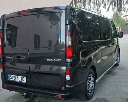 Черный Рено Трафик, объемом двигателя 1.6 л и пробегом 241 тыс. км за 13700 $, фото 4 на Automoto.ua