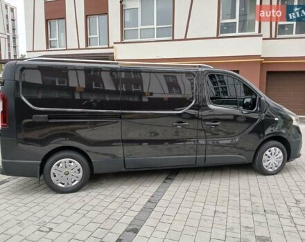 Черный Рено Трафик, объемом двигателя 1.6 л и пробегом 287 тыс. км за 13000 $, фото 3 на Automoto.ua