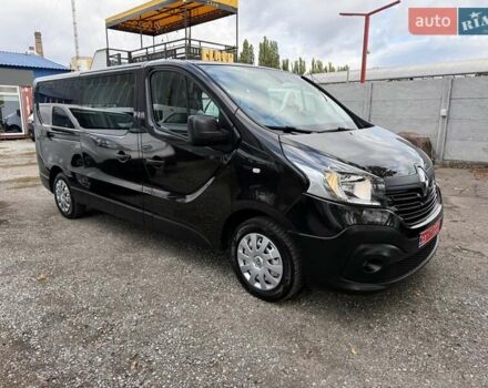Черный Рено Трафик, объемом двигателя 1.6 л и пробегом 219 тыс. км за 19500 $, фото 4 на Automoto.ua