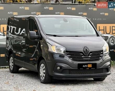 Черный Рено Трафик, объемом двигателя 1.6 л и пробегом 212 тыс. км за 13800 $, фото 1 на Automoto.ua