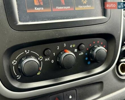 Черный Рено Трафик, объемом двигателя 1.6 л и пробегом 212 тыс. км за 13800 $, фото 14 на Automoto.ua