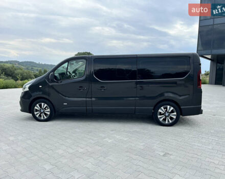 Черный Рено Трафик, объемом двигателя 1.6 л и пробегом 280 тыс. км за 13800 $, фото 7 на Automoto.ua