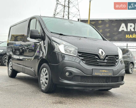 Черный Рено Трафик, объемом двигателя 1.6 л и пробегом 214 тыс. км за 16300 $, фото 8 на Automoto.ua