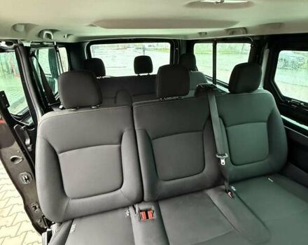 Черный Рено Трафик, объемом двигателя 1.6 л и пробегом 295 тыс. км за 19000 $, фото 9 на Automoto.ua