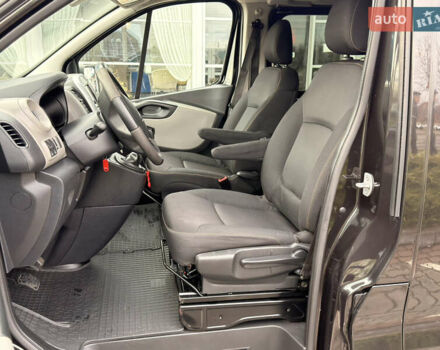 Черный Рено Трафик, объемом двигателя 1.6 л и пробегом 256 тыс. км за 17600 $, фото 17 на Automoto.ua