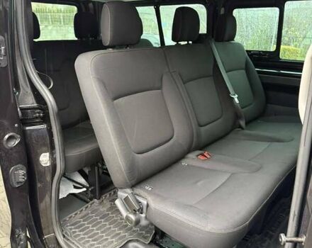 Черный Рено Трафик, объемом двигателя 1.6 л и пробегом 295 тыс. км за 19000 $, фото 10 на Automoto.ua