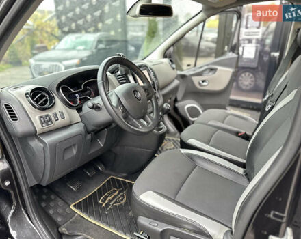 Черный Рено Трафик, объемом двигателя 1.6 л и пробегом 214 тыс. км за 16300 $, фото 13 на Automoto.ua