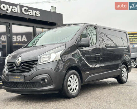 Черный Рено Трафик, объемом двигателя 1.6 л и пробегом 214 тыс. км за 16300 $, фото 5 на Automoto.ua