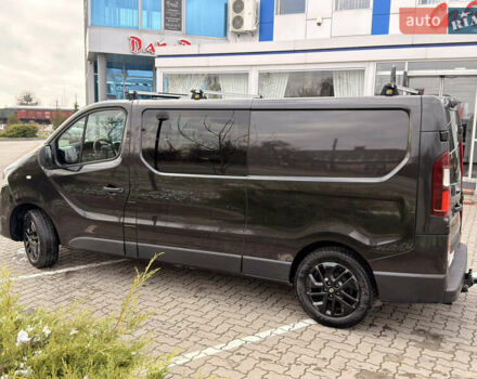 Черный Рено Трафик, объемом двигателя 1.6 л и пробегом 256 тыс. км за 17600 $, фото 6 на Automoto.ua