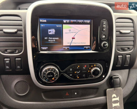 Черный Рено Трафик, объемом двигателя 1.6 л и пробегом 256 тыс. км за 17600 $, фото 19 на Automoto.ua