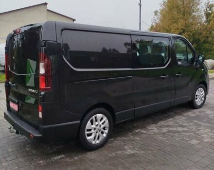 Черный Рено Трафик, объемом двигателя 1.6 л и пробегом 172 тыс. км за 17800 $, фото 2 на Automoto.ua