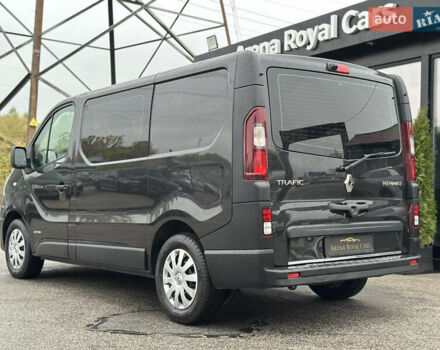 Черный Рено Трафик, объемом двигателя 1.6 л и пробегом 214 тыс. км за 16300 $, фото 12 на Automoto.ua