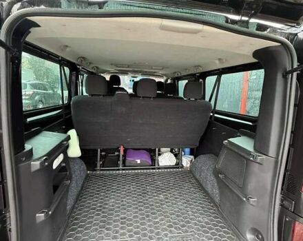 Черный Рено Трафик, объемом двигателя 1.6 л и пробегом 295 тыс. км за 19000 $, фото 6 на Automoto.ua