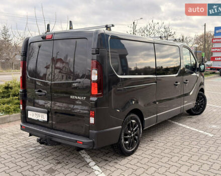 Черный Рено Трафик, объемом двигателя 1.6 л и пробегом 256 тыс. км за 17600 $, фото 4 на Automoto.ua