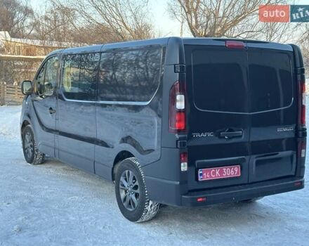 Черный Рено Трафик, объемом двигателя 1.6 л и пробегом 258 тыс. км за 18500 $, фото 21 на Automoto.ua