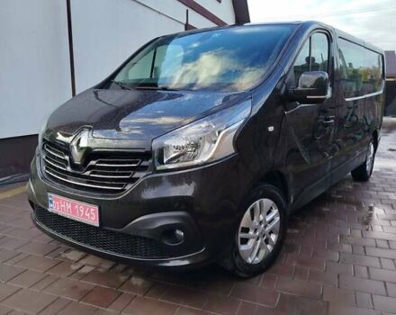 Черный Рено Трафик, объемом двигателя 1.6 л и пробегом 172 тыс. км за 17800 $, фото 3 на Automoto.ua