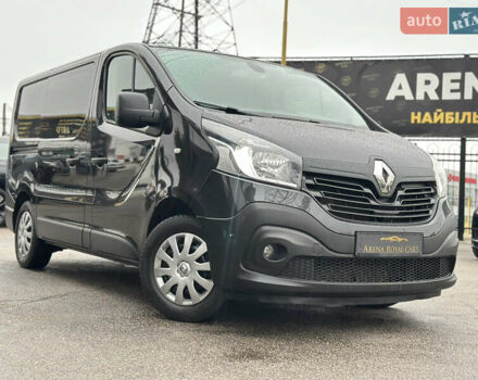 Черный Рено Трафик, объемом двигателя 1.6 л и пробегом 214 тыс. км за 16300 $, фото 2 на Automoto.ua