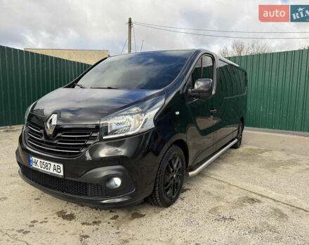 Черный Рено Трафик, объемом двигателя 1.6 л и пробегом 210 тыс. км за 19800 $, фото 5 на Automoto.ua
