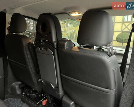 Черный Рено Трафик, объемом двигателя 1.6 л и пробегом 265 тыс. км за 19700 $, фото 42 на Automoto.ua