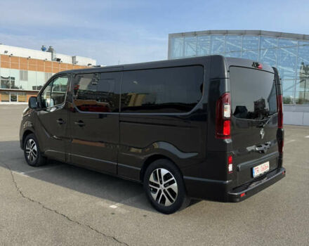 Черный Рено Трафик, объемом двигателя 2 л и пробегом 203 тыс. км за 35700 $, фото 12 на Automoto.ua