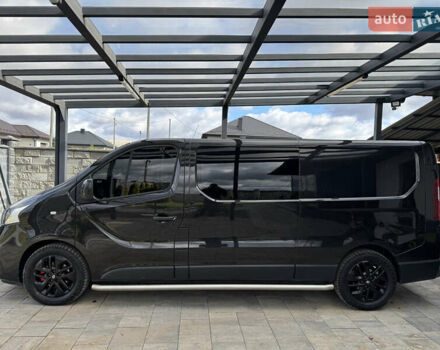 Черный Рено Трафик, объемом двигателя 1.6 л и пробегом 210 тыс. км за 19800 $, фото 2 на Automoto.ua